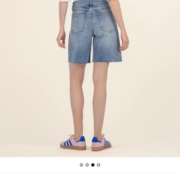 Kut from the Kloth Hailey High Rise Long
Bermuda - Picture 3 of 7